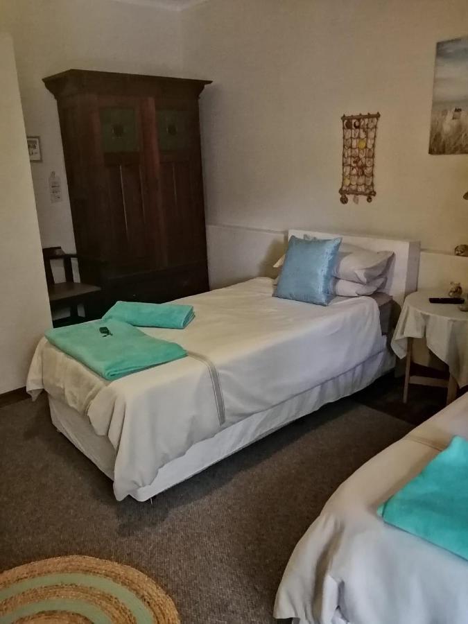 36 Mount Road Guesthouse And Self Catering Port Elizabeth Esterno foto